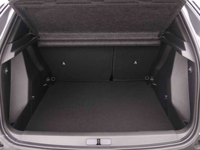 PEUGEOT_PEUGEOT_2008_2551425_5.jpg