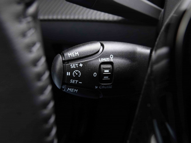 PEUGEOT_PEUGEOT_2008_2551426_17.jpg
