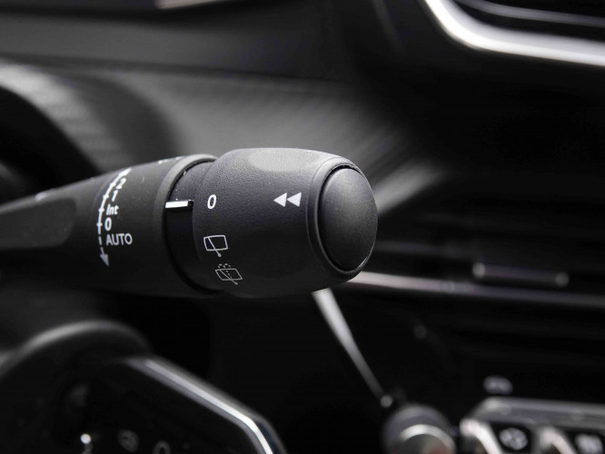 PEUGEOT_PEUGEOT_2008_2551458_13.jpg PEUGEOT_PEUGEOT_2008_2551458_13.jpg