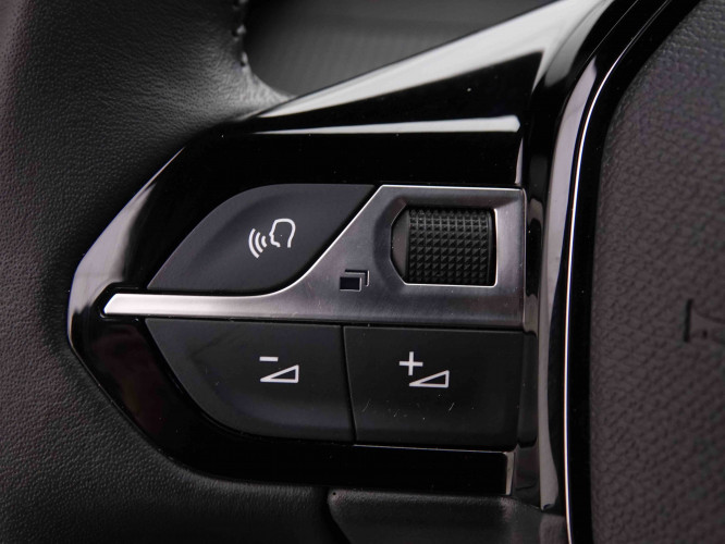 PEUGEOT_PEUGEOT_2008_2551458_15.jpg PEUGEOT_PEUGEOT_2008_2551458_15.jpg