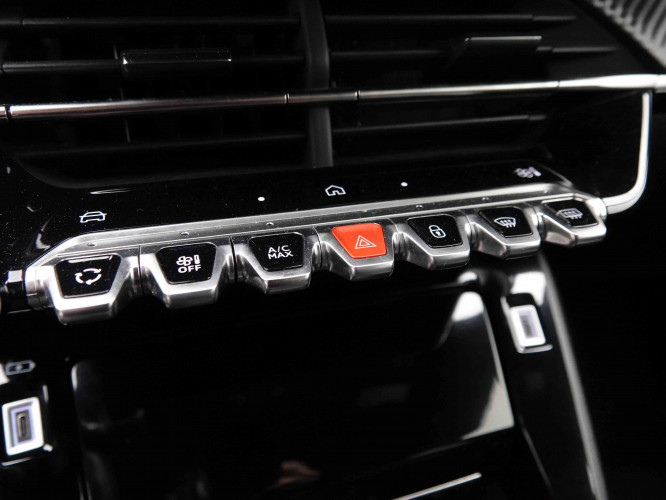 PEUGEOT_PEUGEOT_2008_2651909_14.jpg