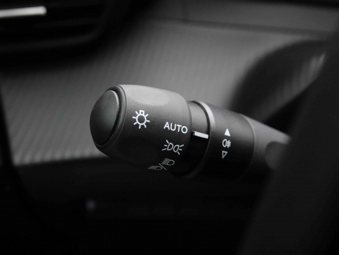 PEUGEOT_PEUGEOT_2008_2651910_16.jpg PEUGEOT_PEUGEOT_2008_2651910_16.jpg