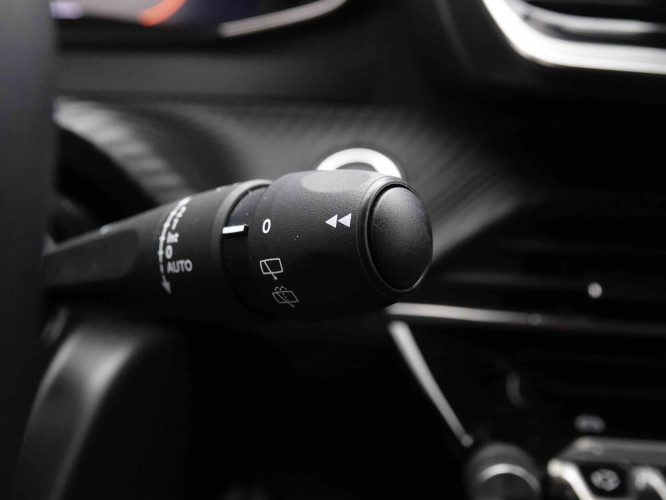 PEUGEOT_PEUGEOT_2008_2651912_17.jpg