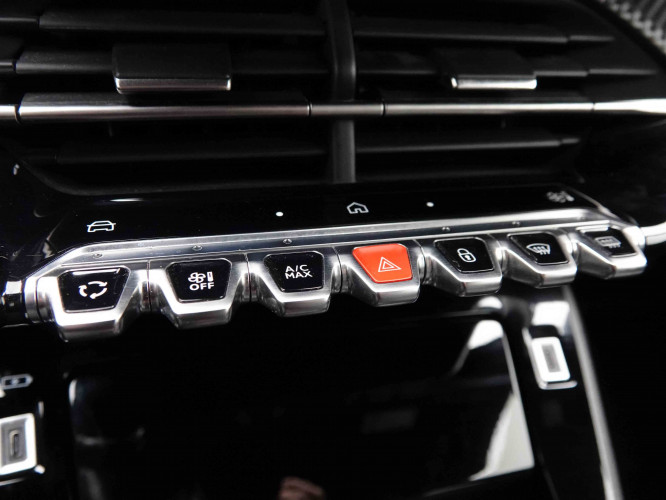 PEUGEOT_PEUGEOT_2008_2651918_14.jpg