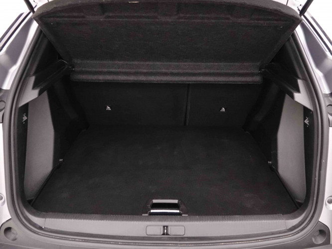 PEUGEOT_PEUGEOT_2008_2651926_5.jpg
