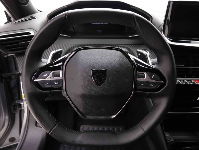 PEUGEOT_PEUGEOT_2008_2652077_8.jpg