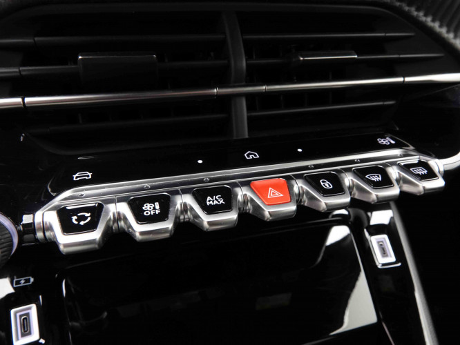 PEUGEOT_PEUGEOT_2008_2652235_14.jpg