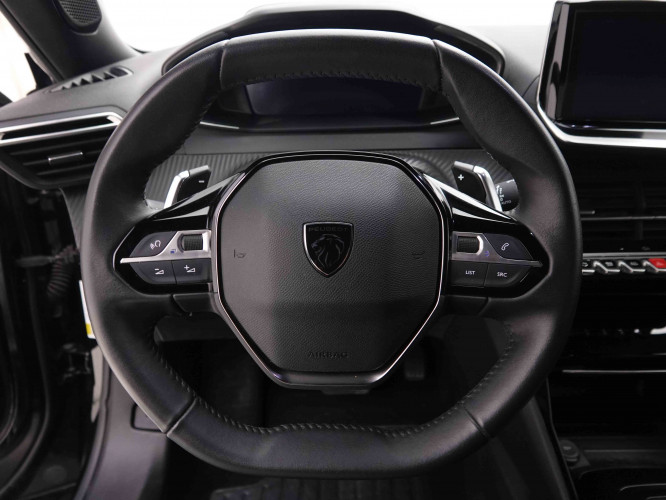 PEUGEOT_PEUGEOT_2008_2652822_8.jpg