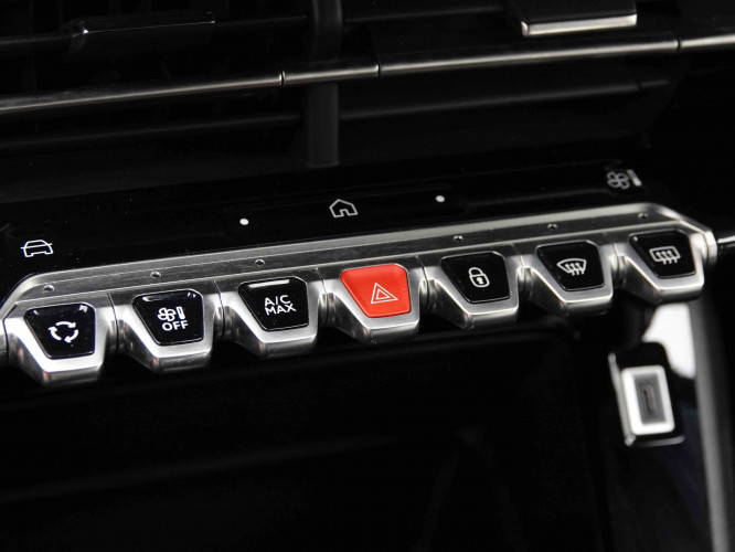 PEUGEOT_PEUGEOT_2008_2653084_13.jpg