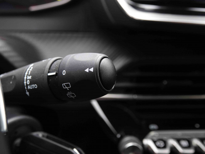 PEUGEOT_PEUGEOT_2008_2653084_16.jpg