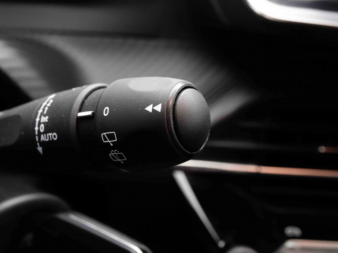 PEUGEOT_PEUGEOT_2008_2653085_16.jpg