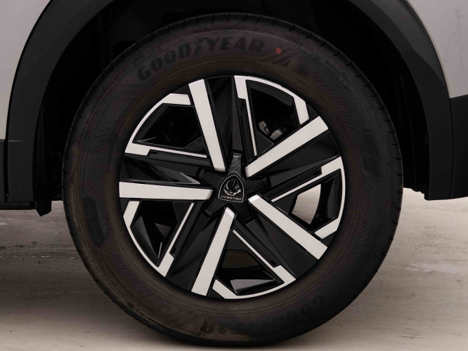 PEUGEOT_PEUGEOT_2008_2653086_21.jpg