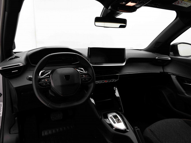 PEUGEOT_PEUGEOT_2008_2653086_7.jpg