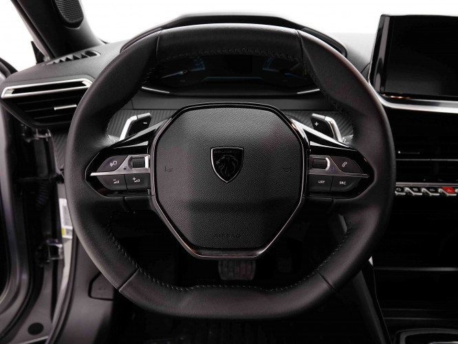 PEUGEOT_PEUGEOT_2008_2653086_8.jpg