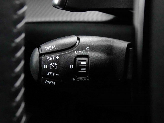 PEUGEOT_PEUGEOT_2008_2653090_17.jpg