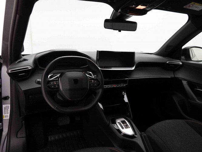 PEUGEOT_PEUGEOT_2008_2653091_7.jpg