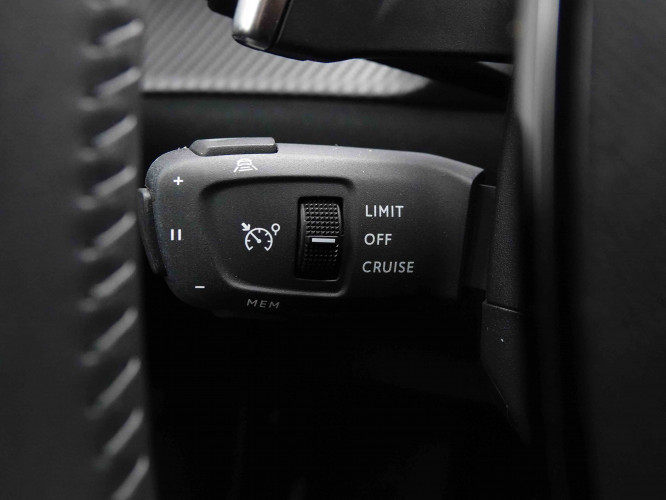 PEUGEOT_PEUGEOT_2008_2653121_18.jpg
