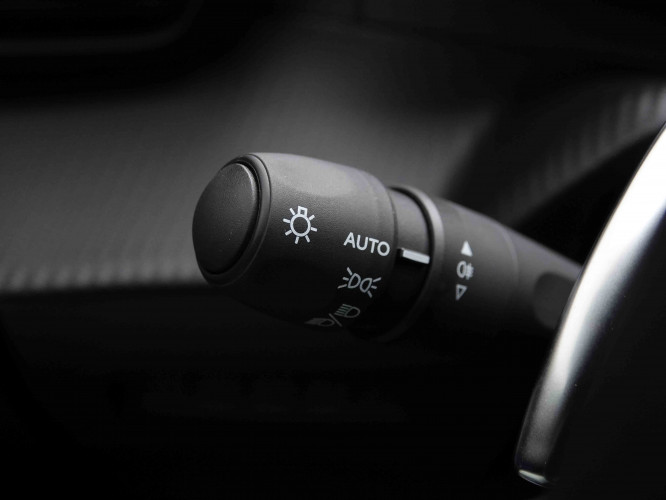 PEUGEOT_PEUGEOT_2008_2653219_16.jpg