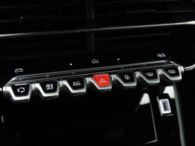 PEUGEOT_PEUGEOT_2008_2653230_13.jpg