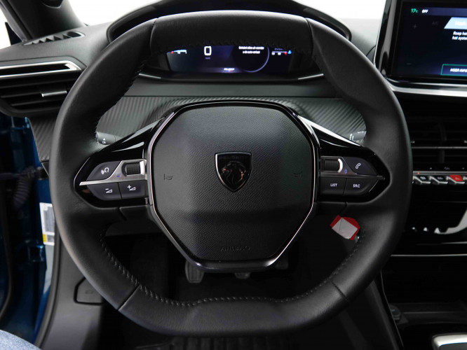 PEUGEOT_PEUGEOT_2008_2653231_8.jpg