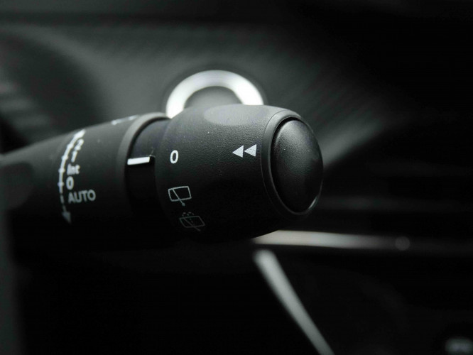 PEUGEOT_PEUGEOT_2008_2653335_16.jpg