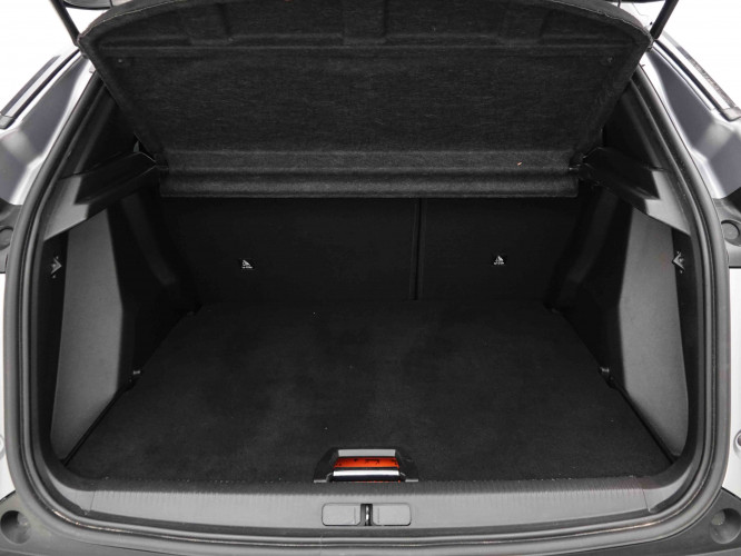 PEUGEOT_PEUGEOT_2008_2653452_5.jpg