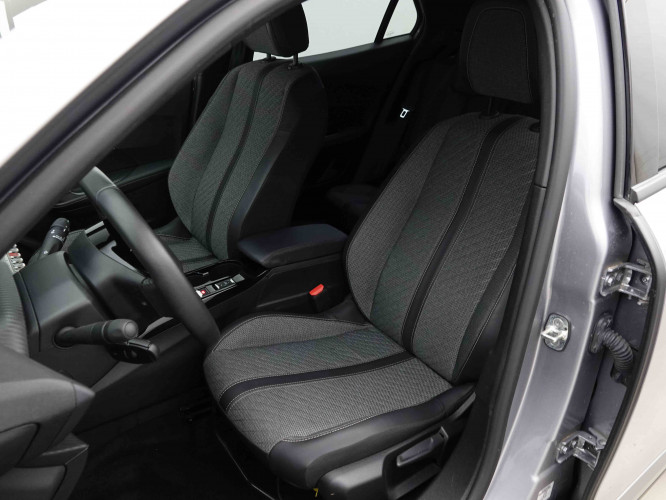 PEUGEOT_PEUGEOT_2008_2653452_6.jpg