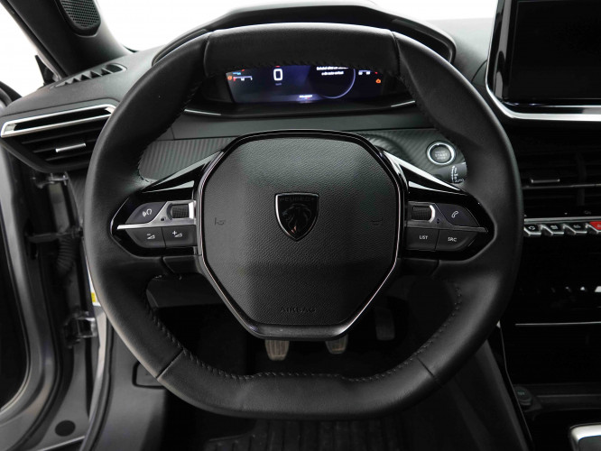 PEUGEOT_PEUGEOT_2008_2653452_8.jpg