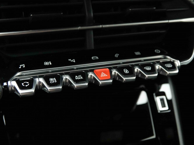 PEUGEOT_PEUGEOT_2008_2653617_14.jpg