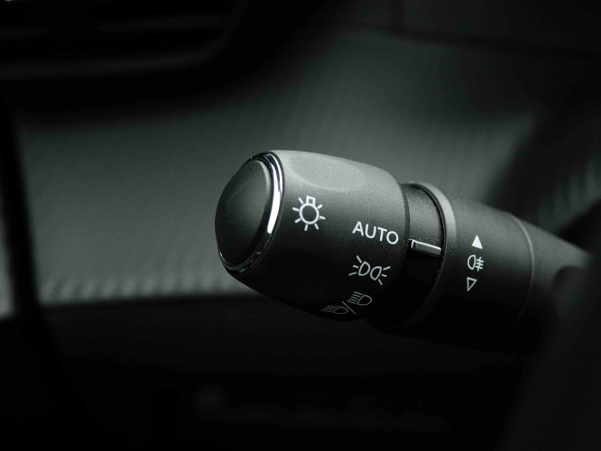 PEUGEOT_PEUGEOT_2008_2653617_16.jpg