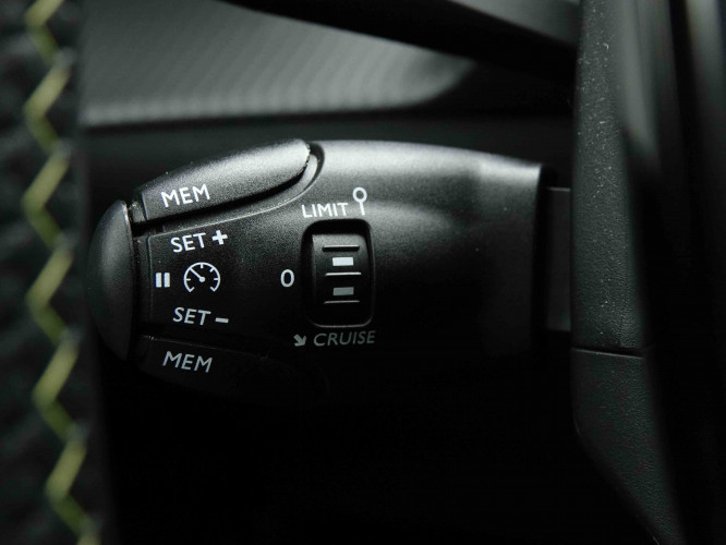 PEUGEOT_PEUGEOT_2008_2653617_18.jpg