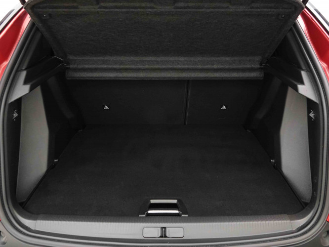PEUGEOT_PEUGEOT_2008_2653617_5.jpg