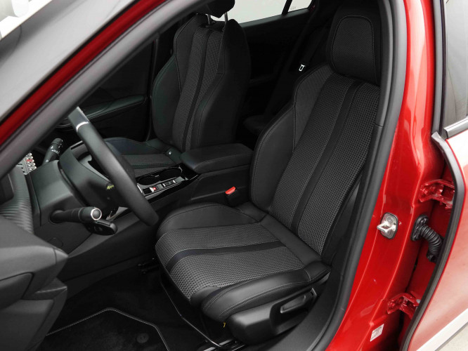 PEUGEOT_PEUGEOT_2008_2653617_6.jpg