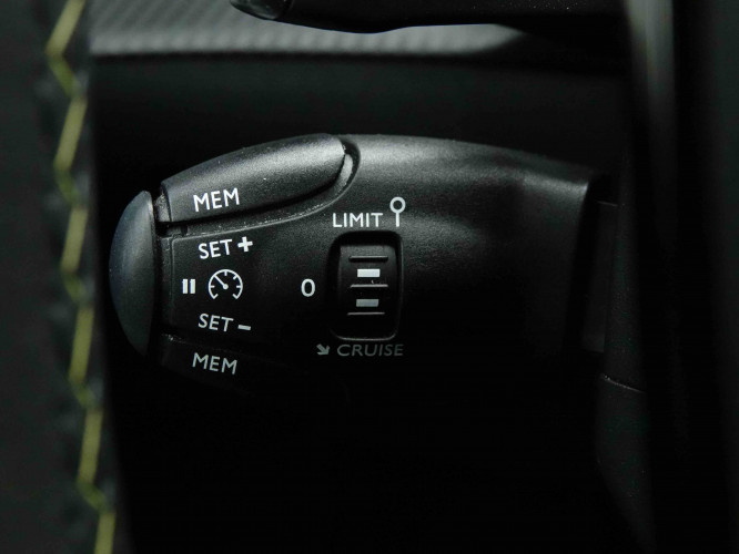 PEUGEOT_PEUGEOT_2008_2653641_18.jpg