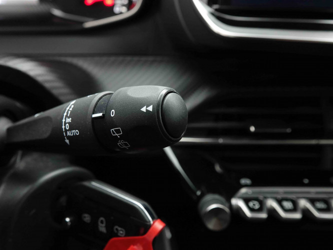 PEUGEOT_PEUGEOT_2008_2653821_15.jpg