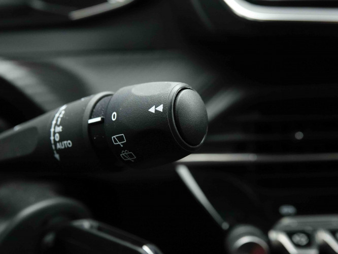 PEUGEOT_PEUGEOT_2008_2653822_14.jpg