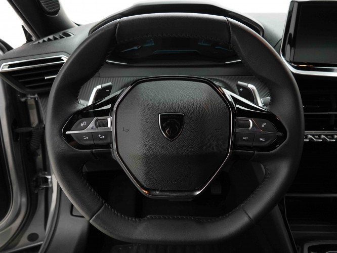 PEUGEOT_PEUGEOT_2008_2653823_8.jpg