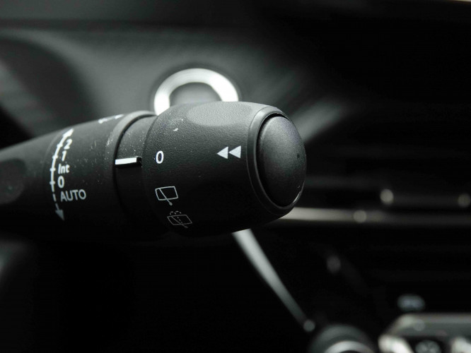 PEUGEOT_PEUGEOT_2008_2654452_18.jpg