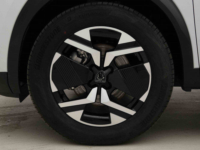 PEUGEOT_PEUGEOT_2008_2654452_22.jpg