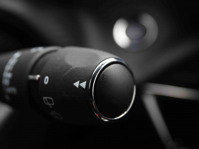 PEUGEOT_PEUGEOT_2008_2654727_49.jpg