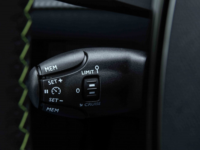 PEUGEOT_PEUGEOT_2008_2655804_16.jpg