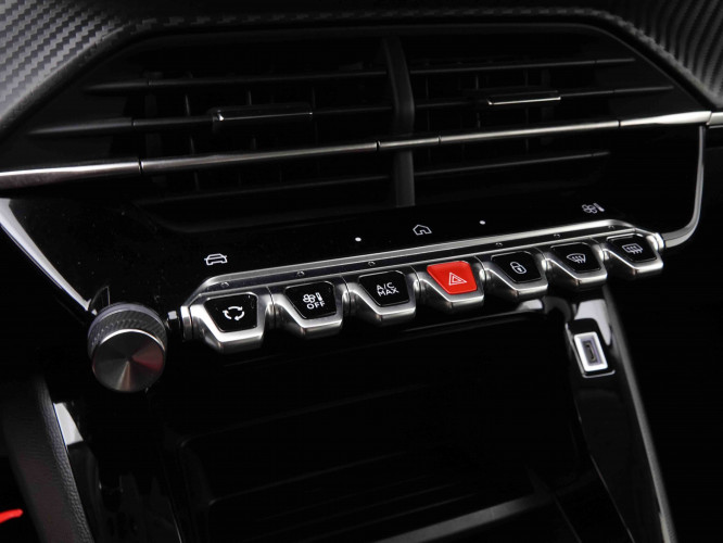 PEUGEOT_PEUGEOT_208_2547229_14.jpg