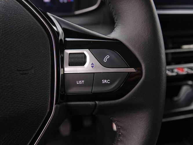 PEUGEOT_PEUGEOT_208_2548500_19.jpg