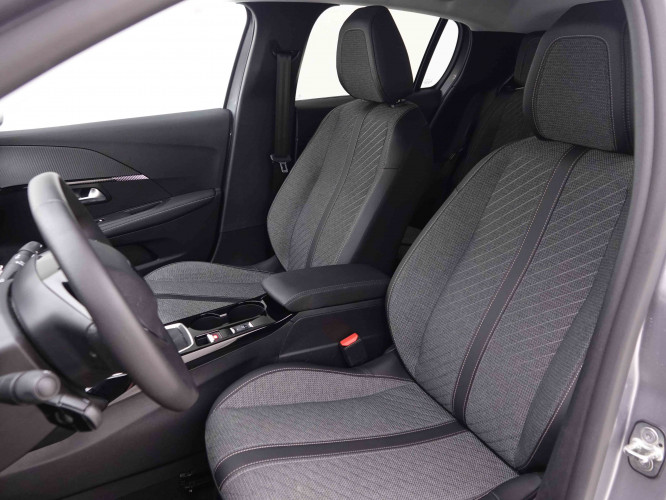 PEUGEOT_PEUGEOT_208_2548500_6.jpg