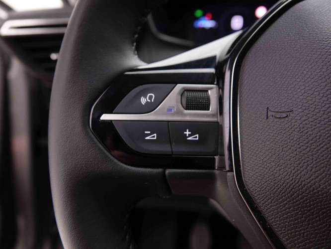 PEUGEOT_PEUGEOT_208_2548508_15.jpg