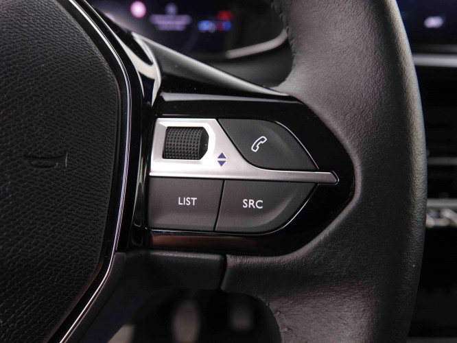 PEUGEOT_PEUGEOT_208_2548512_17.jpg