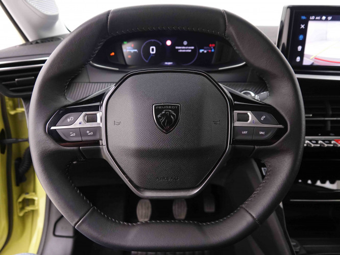 PEUGEOT_PEUGEOT_208_2548512_8.jpg