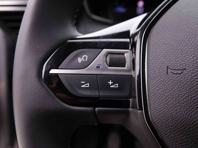 PEUGEOT_PEUGEOT_208_2548518_17.jpg