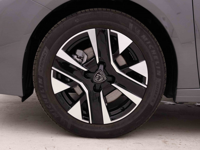 PEUGEOT_PEUGEOT_208_2548518_20.jpg