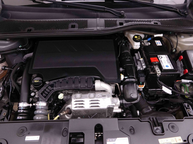 PEUGEOT_PEUGEOT_208_2548518_21.jpg